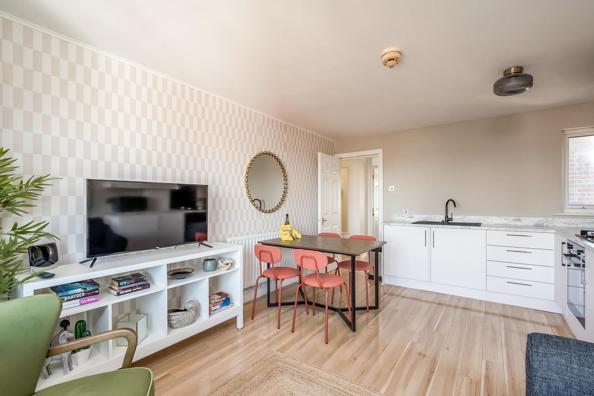 Central Belfast Apartments Queen'S Hideaway Exterior photo